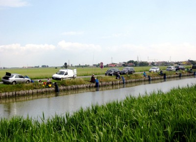 Sonntag-Frühschoppen am Kanal
