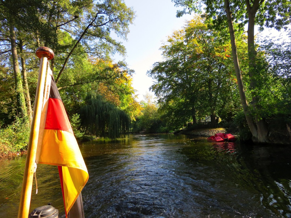 Alsterschippern . .