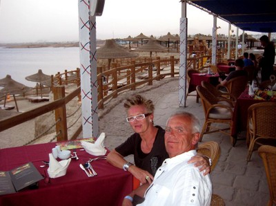 Abenddinner mit Meerblick
